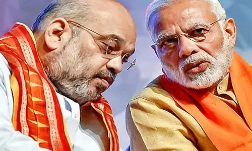 Gujarat Assembly Election 2022: рдХреНрдпрд╛ рдЧреБрдЬрд░рд╛рдд рдореЗрдВ рд▓рдбрд╝рдЦрдбрд╝рд╛ рд░рд╣реА рд╣реИ рднрд╛рдЬрдкрд╛? Gujarat Assembly Election 2022: рдХреНрдпрд╛ рдЧреБрдЬрд░рд╛рдд рдореЗрдВ рд▓рдбрд╝рдЦрдбрд╝рд╛ рд░рд╣реА рд╣реИ рднрд╛рдЬрдкрд╛?