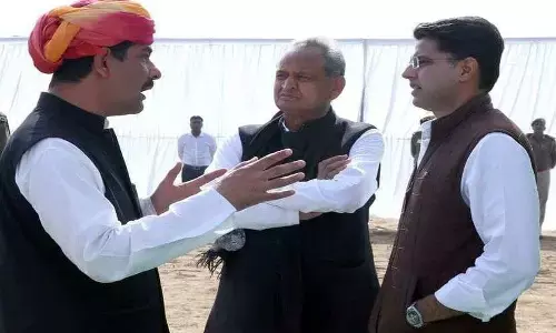 पायलट को छोड़ देनी चाहिए सीएम की उम्मीद, भंवर जितेंद्र सिंह की सचिन पायलट को सलाह पायलट को छोड़ देनी चाहिए सीएम की उम्मीद, भंवर जितेंद्र सिंह की सचिन पायलट को सलाह