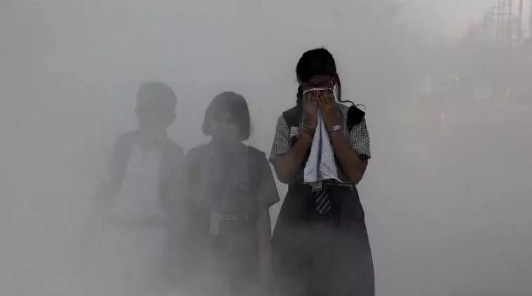 Delhi Pollution: दिल्ली-NCR में दमघोंटू हवा में सांस लेना हुआ मुश्किल! नोएडा का AQI पहुंचा 529, जानें- टॉप 10 प्रदूषित इलाकों का हाल
