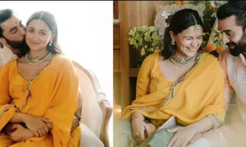 Ranbir Alia Baby Girl : रणबीर कपूर बने पापा, आलिया भट्ट ने बेटी को दिया जन्म, कपूर खानदान में जश्न का माहौल Ranbir Alia Baby Girl : रणबीर कपूर बने पापा, आलिया भट्ट ने बेटी को दिया जन्म, कपूर खानदान में जश्न का माहौल