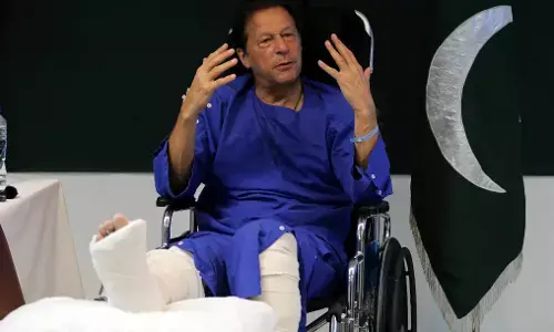 इमरान खान का ऐलान- जहां मुझ पर चली थी गोली, वहीं से फिर शुरू होगा हमारा मार्च