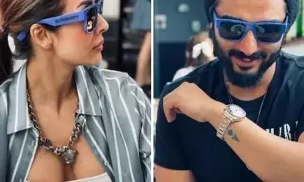 рдЕрд░реНрдЬреБрди рдХрдкреВрд░ рдиреЗ рдорд▓рд╛рдЗрдХрд╛ рдЕрд░реЛрдбрд╝рд╛ рдХреЛ рд▓реЗрдХрд░ рдПрдХ рд╕реНрдкреЗрд╢рд▓ рдкреЛрд╕реНрдЯ рд╢реЗрдпрд░ рдХрд┐рдпрд╛ рд╣реИ. рдЕрд░реНрдЬреБрди рдХрдкреВрд░ рдиреЗ рдорд▓рд╛рдЗрдХрд╛ рдЕрд░реЛрдбрд╝рд╛ рдХреЛ рд▓реЗрдХрд░ рдПрдХ рд╕реНрдкреЗрд╢рд▓ рдкреЛрд╕реНрдЯ рд╢реЗрдпрд░ рдХрд┐рдпрд╛ рд╣реИ.