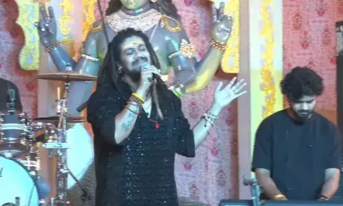 हंसराज रघुवंशी काशी में! झूम उठे श्रद्धालु... हंसराज रघुवंशी काशी में! झूम उठे श्रद्धालु...