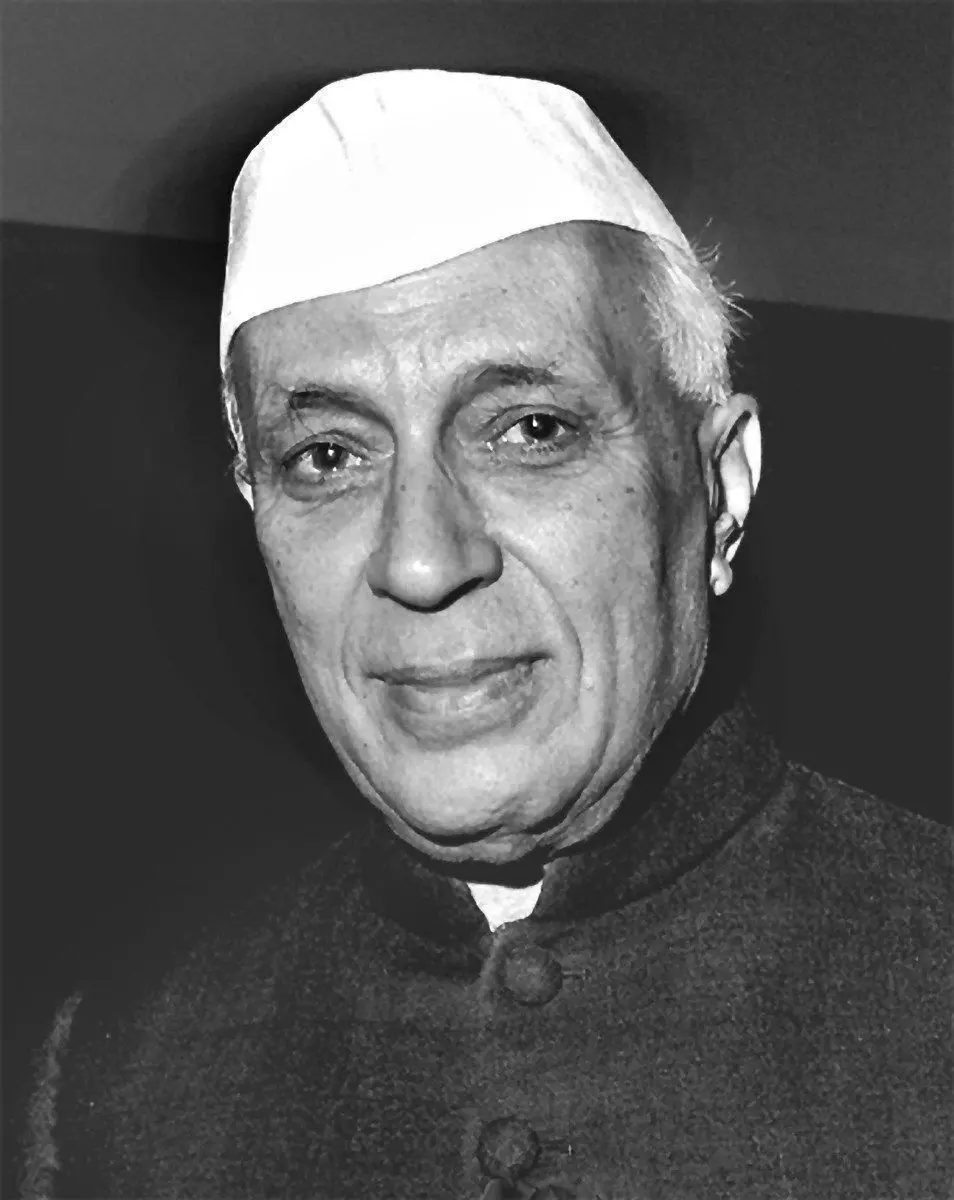 स्पेशल-रिपोर्ट -- भारत के पहले प्रधानमंत्री को याद किया जाए या भुला दिया जाए ??