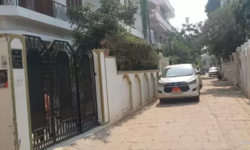 वाराणसी में इनकम टैक्स ने सपा नेता अबू आजमी के करीबी के यहां मारा छापा! लखनऊ और दिल्ली की टीम कर रही है कार्यवाही...