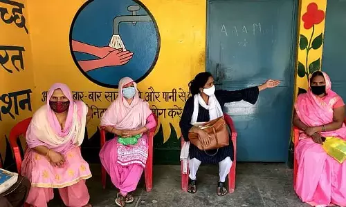 आशा संगिनी निर्धारित यूनीफार्म में ही कार्य करें - मुख्य चिकित्सा अधिकारी आशा संगिनी निर्धारित यूनीफार्म में ही कार्य करें - मुख्य चिकित्सा अधिकारी