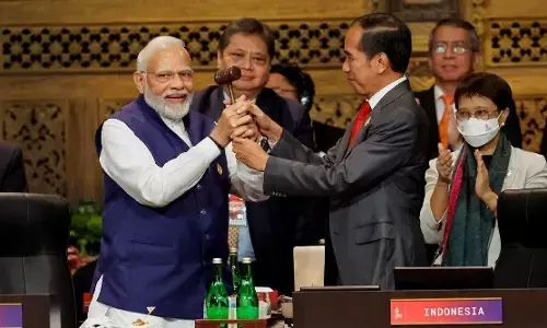 G-20 Summit : इंडोनेशिया ने भारत को G-20 समिट की अध्यक्षता सौंपी, पीएम मोदी बोले- यह गर्व की बात है G-20 Summit : इंडोनेशिया ने भारत को G-20 समिट की अध्यक्षता सौंपी, पीएम मोदी बोले- यह गर्व की बात है