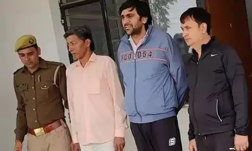 Noida News: तुस्याना भूमि आवंटन घोटाले में एमएलसी नरेंद्र भाटी के भाई समेत दो अन्य गिरफ्तार Noida News: तुस्याना भूमि आवंटन घोटाले में एमएलसी नरेंद्र भाटी के भाई समेत दो अन्य गिरफ्तार