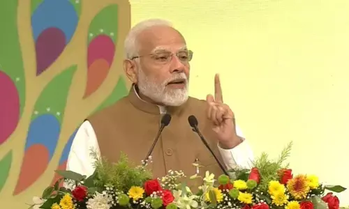 Anti Terror Conference में PM मोदी का पाक पर बड़ा हमला, बोले- कुछ मुल्क अपनी विदेश नीति के तहत आतंक का समर्थन करते हैं Anti Terror Conference में PM मोदी का पाक पर बड़ा हमला, बोले- कुछ मुल्क अपनी विदेश नीति के तहत आतंक का समर्थन करते हैं