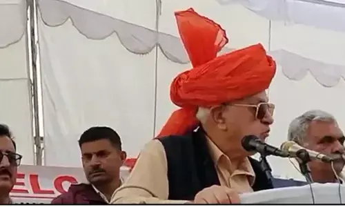 Watch Video: जम्मू कश्मीर के पूर्व सीएम फारुख अब्दुल्ला बोले, राम हिंदुओं के भगवान  नहीं, और बोले.... Watch Video: जम्मू कश्मीर के पूर्व सीएम फारुख अब्दुल्ला बोले, राम हिंदुओं के भगवान  नहीं, और बोले....
