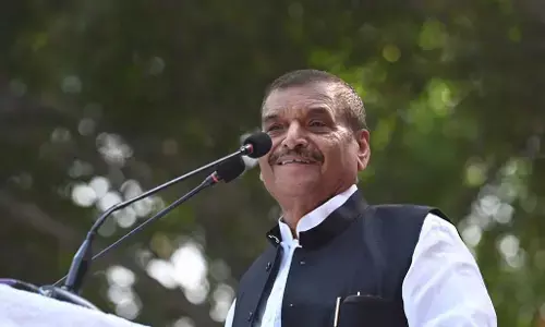 अखिलेश के सामने जनता से बोले शिवपाल, आपने कहा एक हो जाओ अब हम एक हो गए अब बहु डिंपल को जिताना आपकी जिम्मेदारी अखिलेश के सामने जनता से बोले शिवपाल, आपने कहा एक हो जाओ अब हम एक हो गए अब बहु डिंपल को जिताना आपकी जिम्मेदारी