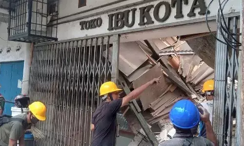 Indonesia earthquake : इंडोनेशिया में भूकंप से भारी तबाही, करीब 44 की मौत 300 हुए घायल Indonesia earthquake : इंडोनेशिया में भूकंप से भारी तबाही, करीब 44 की मौत 300 हुए घायल