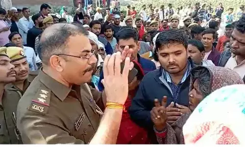 गाजियाबाद पुलिस की लापरवाही आई सामने, अब मासूम बच्ची के परिजन नहीं कर रहे अंतिम संस्कार