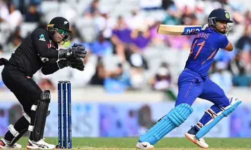 INDvsNZ 1ST ODI: भारत ने बनाए 306 रन, न्यूजीलैंड को मिला 307 रनों का लक्ष्य, धवन-अय्यर ने ठोंकी शानदार फिफ्टी INDvsNZ 1ST ODI: भारत ने बनाए 306 रन, न्यूजीलैंड को मिला 307 रनों का लक्ष्य, धवन-अय्यर ने ठोंकी शानदार फिफ्टी