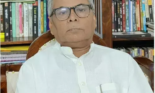 कला और साहित्य के केंद्र में जीवन होना चाहिए कला और साहित्य के केंद्र में जीवन होना चाहिए