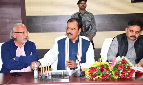 वाराणसी दौरे पर केशव प्रसाद मौर्य! बोले - सिर्फ और सिर्फ कमल खिलेगा और कुछ नहीं खिलेगा... वाराणसी दौरे पर केशव प्रसाद मौर्य! बोले - सिर्फ और सिर्फ कमल खिलेगा और कुछ नहीं खिलेगा...