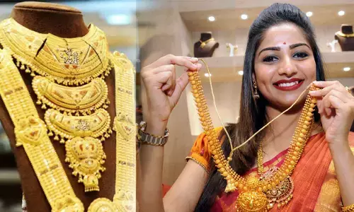 Gold Price Update: खुशखबरी, सोना 3540 तो चांदी 18151 रुपये हुई सस्ती ! Gold Price Update: खुशखबरी, सोना 3540 तो चांदी 18151 रुपये हुई सस्ती !