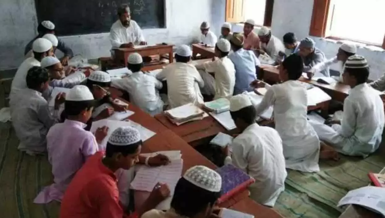 मोदी सरकार का बड़ा फैसला : मदरसों में कक्षा 1 से 8 तक मिलने वाली स्कॉलरशिप की बंद