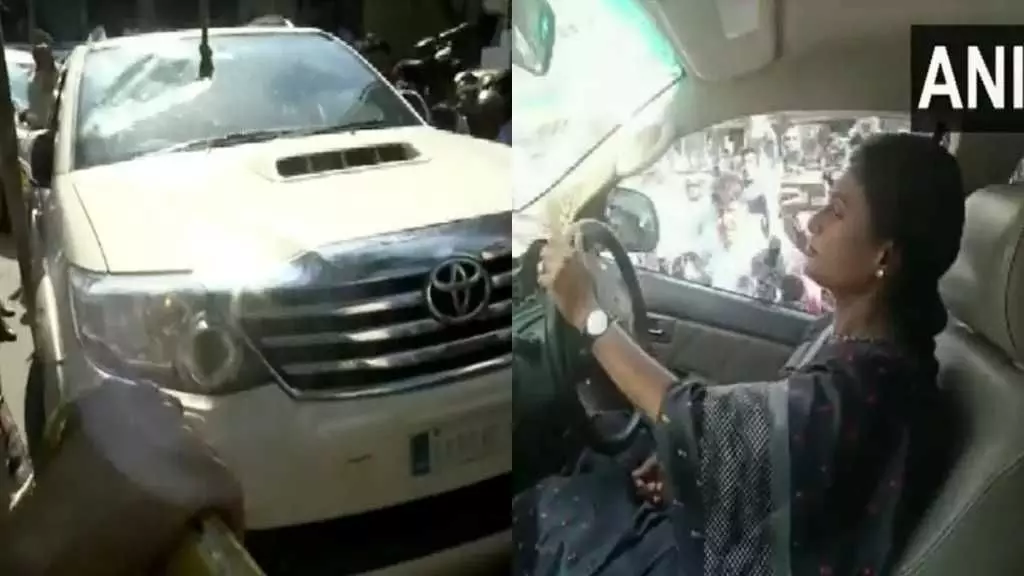 Big Breaking News: मुख्यमंत्री की बहन को कार समेत उठाकर ले गई पुलिस