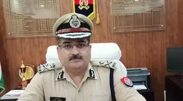 Prayagraj Police Commissioner: प्रयागराज के पहले पुलिस कमिश्नर बनाए गए IPS रमित शर्मा, आम लोगों में हर्ष का माहौल