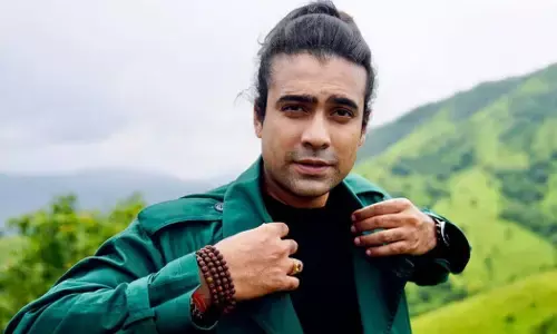 सिंगर जुबिन नौटियाल अस्पताल में भर्ती, सीढ़ियों से गिरने के बाद कोहनी, पसली और सिर में भी आई चोट