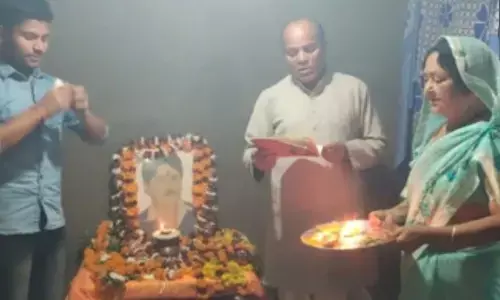 एक तरफ बन रहा है राम का भव्य मंदिर, दूसरी तरफ शहीद कारसेवक का परिवार खाने को मोहताज