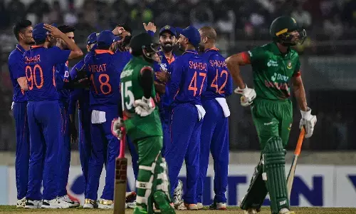 INDvsBAN 1st ODI : रोमांचक मुकाबले में बांग्लादेश ने भारत को हराया, सीरीज में बनाई 1-0 से बढ़त INDvsBAN 1st ODI : रोमांचक मुकाबले में बांग्लादेश ने भारत को हराया, सीरीज में बनाई 1-0 से बढ़त