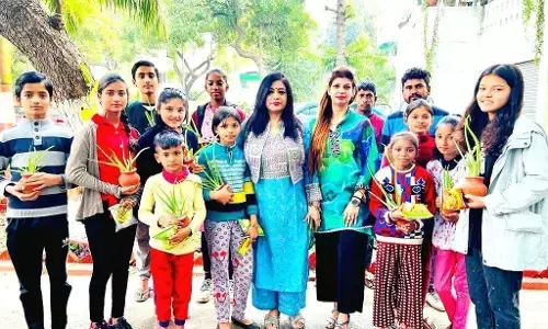 समाजसेवी विक्रम सेठी की देखरेख में लगायी औषधीय वाटिका