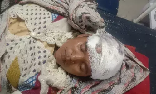 Kaushambi Hindi news:प्राणघातक हमला कर दबंगों ने किया 4 लोगों को मरणासन्न Kaushambi Hindi news:प्राणघातक हमला कर दबंगों ने किया 4 लोगों को मरणासन्न
