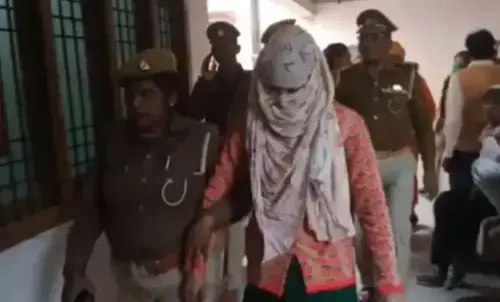 UP: जिस लड़की की हत्या में 7 साल से जेल में बंद है युवक, वो अब मिली जिंदा, पुलिस के उड़े होश! UP: जिस लड़की की हत्या में 7 साल से जेल में बंद है युवक, वो अब मिली जिंदा, पुलिस के उड़े होश!