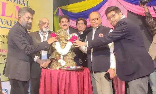 15 वे ग्लोबल फिल्म महोत्सव नोएडा का भव्य उद्घाटन , प्यार शांति और एकता से जीना सिखाती है फिल्मे : विवेक अग्निहोत्री 15 वे ग्लोबल फिल्म महोत्सव नोएडा का भव्य उद्घाटन , प्यार शांति और एकता से जीना सिखाती है फिल्मे : विवेक अग्निहोत्री