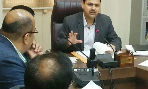 वरुणा कॉरिडोर दो एवं तीन पहिया वाहनो के आवागमन संचालन योग्य बनेगा - कमिश्नर कौशल राज शर्मा वरुणा कॉरिडोर दो एवं तीन पहिया वाहनो के आवागमन संचालन योग्य बनेगा - कमिश्नर कौशल राज शर्मा