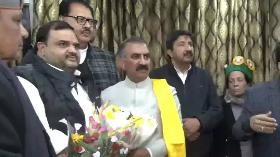 рдЬрд╛рдирд┐рдП- рдХреМрди рд╣реИрдВ рд╣рд┐рдорд╛рдЪрд▓ рдХреЗ рдирдП CM рд╕реБрдЦрд╡рд┐рдВрджрд░ рд╕рд┐рдВрд╣ рд╕реБрдХреНрдЦреВ...5 рдмрд╛рд░ рд╡рд┐рдзрд╛рдпрдХ, рд╡реАрд░рднрджреНрд░ рдкрд░рд┐рд╡рд╛рд░ рд╕реЗ рдорддрднреЗрдж? рдРрд╕рд╛ рд╣реИ рдореБрдЦреНрдпрдордВрддреНрд░реА рдмрдирдиреЗ рддрдХ рдХрд╛ рд╕рдлрд░ рдЬрд╛рдирд┐рдП- рдХреМрди рд╣реИрдВ рд╣рд┐рдорд╛рдЪрд▓ рдХреЗ рдирдП CM рд╕реБрдЦрд╡рд┐рдВрджрд░ рд╕рд┐рдВрд╣ рд╕реБрдХреНрдЦреВ...5 рдмрд╛рд░ рд╡рд┐рдзрд╛рдпрдХ, рд╡реАрд░рднрджреНрд░ рдкрд░рд┐рд╡рд╛рд░ рд╕реЗ рдорддрднреЗрдж? рдРрд╕рд╛ рд╣реИ рдореБрдЦреНрдпрдордВрддреНрд░реА рдмрдирдиреЗ рддрдХ рдХрд╛ рд╕рдлрд░