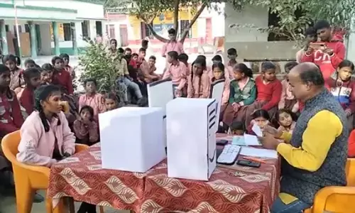 संजना बनीं कौन बनेगा सैकड़ापति की दूसरी विजेता, कक्षा 8 की छात्रा हैं संजना संजना बनीं कौन बनेगा सैकड़ापति की दूसरी विजेता, कक्षा 8 की छात्रा हैं संजना