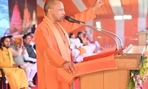 दुनिया भर में लोगों ने सरकारों द्वारा लगाए गए प्रतिबंधों का विरोध किया, भारत में PM मोदी के नेतृत्व में पूरे देश ने कोविड के नियमों का पालन किया -योगी आदित्यनाथ