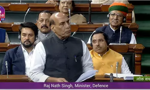 LAC पर तवांग में क्या हुआ? संसद में रक्षा मंत्री राजनाथ सिंह बोले- हमारे सैनिकों ने चीनी सैनिकों को खदेड़ कर उनके पोस्ट तक पहुंचा दिया LAC पर तवांग में क्या हुआ? संसद में रक्षा मंत्री राजनाथ सिंह बोले- हमारे सैनिकों ने चीनी सैनिकों को खदेड़ कर उनके पोस्ट तक पहुंचा दिया