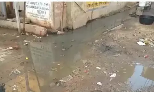 काशी के लोकप्रिय सांसद प्रधानमंत्री नरेंद्र मोदी ने झाड़ू लगाकर पूरे देश में स्वच्छता अभियान का यहीं से शुभारंभ किया था, देखिए उसी जगह का वीडियो काशी के लोकप्रिय सांसद प्रधानमंत्री नरेंद्र मोदी ने झाड़ू लगाकर पूरे देश में स्वच्छता अभियान का यहीं से शुभारंभ किया था, देखिए उसी जगह का वीडियो