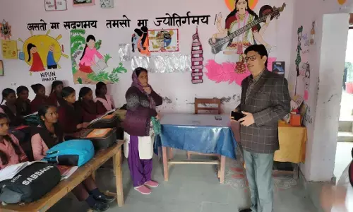 Kaushambis big news: सीडीओ के निरीक्षण में 17 कार्मिक मिले अनुपस्थित, रोका गया बेतन Kaushambis big news: सीडीओ के निरीक्षण में 17 कार्मिक मिले अनुपस्थित, रोका गया बेतन