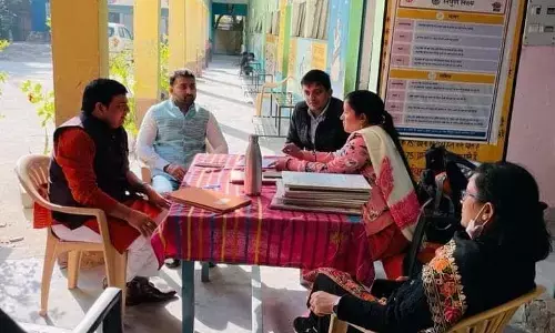 प्राथमिक विद्यालय की समस्याओं का नोवरा ने किया निरिक्षण प्राथमिक विद्यालय की समस्याओं का नोवरा ने किया निरिक्षण