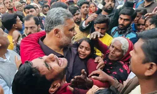 बिहार में जहरीली शराब कांड में 50 से ज्यादा की मौत: जहरीली शराब कांड में बड़ा सवाल.. बड़ी मछली पर कार्रवाई कब.. बिहार में जहरीली शराब कांड में 50 से ज्यादा की मौत: जहरीली शराब कांड में बड़ा सवाल.. बड़ी मछली पर कार्रवाई कब..