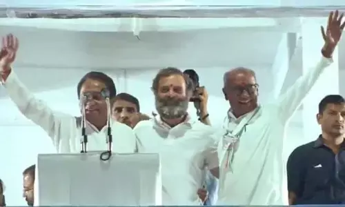 बूढ़े बैल के भरोसे बंजर खेती साधने की जुगत...: अपना एमपी गज्जब है..35 बूढ़े बैल के भरोसे बंजर खेती साधने की जुगत...: अपना एमपी गज्जब है..35