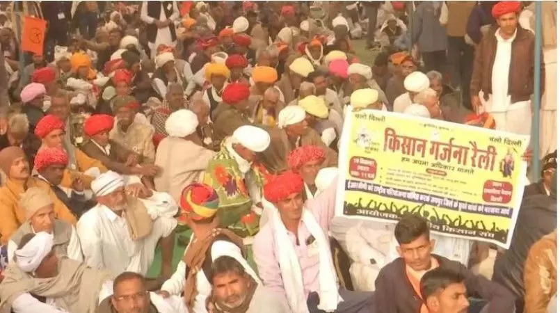 Farmers Protest: दिल्ली के रामलीला मैदान में हजारों की संख्या में जुटे किसान, जानें- क्या है मांगें
