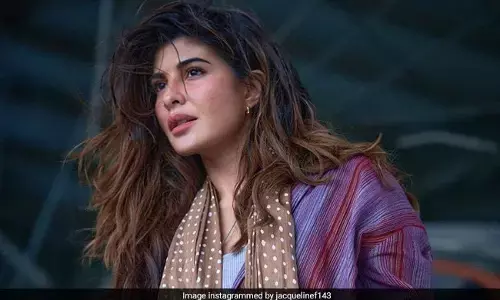 सुकेश और जैकलीन की हुई कोर्ट में पेशी, जैकलीन ने रखी कोर्ट से मांगी ये अनुमति सुकेश और जैकलीन की हुई कोर्ट में पेशी, जैकलीन ने रखी कोर्ट से मांगी ये अनुमति