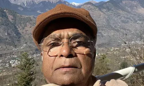 मनमोहनसिंह सरीखे ईमानदार के चेहरे पर कालिख पोतकर अन्ना हज़ारे कंपनी ने मुख्यतः 2G स्पेक्ट्रम के नाम पर मोदी और केजरीवाल को सत्ता सौंपी