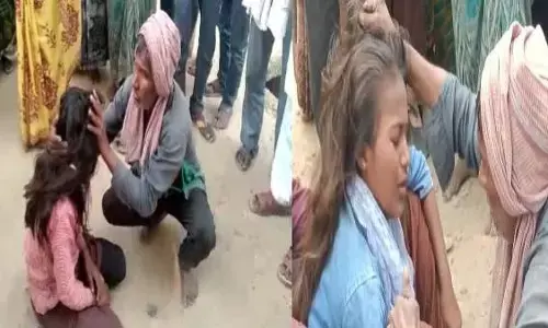 स्कूल में बच्चियों की तबियत बिगड़ी तो स्कूल ने कराई तांत्रिक से झाड़फूंक, जांच हुई शुरू