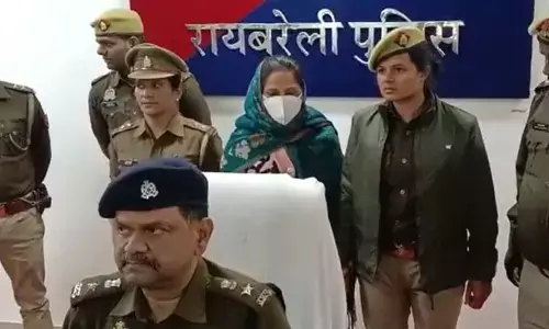 पापा थक गए हैं,सो रहे हैं.उन्हें जगाना मत..पति की हत्या कर शव के साथ सोती रही पत्नी पापा थक गए हैं,सो रहे हैं.उन्हें जगाना मत..पति की हत्या कर शव के साथ सोती रही पत्नी