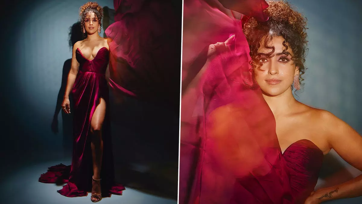 Sanya Malhotra Sexy Video: Sanya Malhotra ने सेक्सी रेड गाउन पहनकर कराया हॉट फोटोशूट, बोल्डनेस से मचा रही हैं बवाल Sanya Malhotra Sexy Video: Sanya Malhotra ने सेक्सी रेड गाउन पहनकर कराया हॉट फोटोशूट, बोल्डनेस से मचा रही हैं बवाल