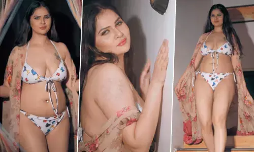 Aabha Paul Sexy Bikini Video: गंदी बात एक्ट्रेस आभा पॉल ने सेक्सी बिकिनी पहनकर पार की सारी हदें, Sexy Video देखकर रह जाएंगे दंग Aabha Paul Sexy Bikini Video: गंदी बात एक्ट्रेस आभा पॉल ने सेक्सी बिकिनी पहनकर पार की सारी हदें, Sexy Video देखकर रह जाएंगे दंग