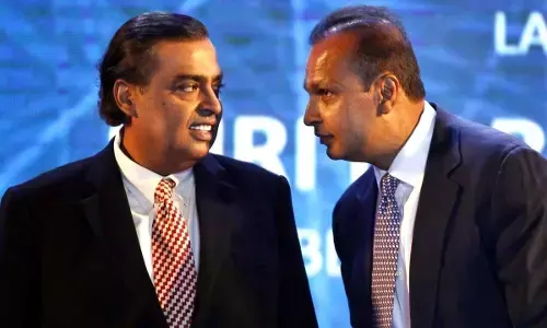 अनिल अंबानी की दिवालिया कंपनी को खरीदेंगे मुकेश अंबानी, 3720 करोड़ रूपए जमा किए