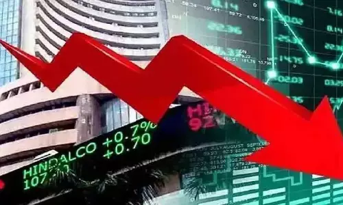 STock Market: शेयर बाजार में भारी गिरावट, सेंसेक्स ने लगाया गोता, निवेशकों के डूबे 3.5 लाख करोड़ STock Market: शेयर बाजार में भारी गिरावट, सेंसेक्स ने लगाया गोता, निवेशकों के डूबे 3.5 लाख करोड़